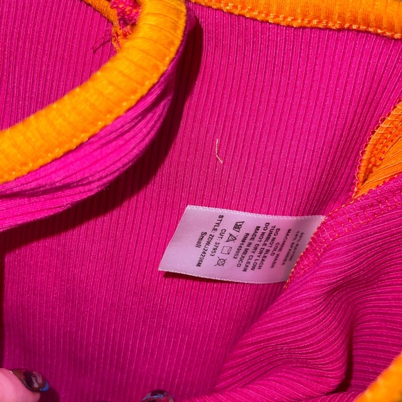 Pink and orange romper. - Picture 3 of 4